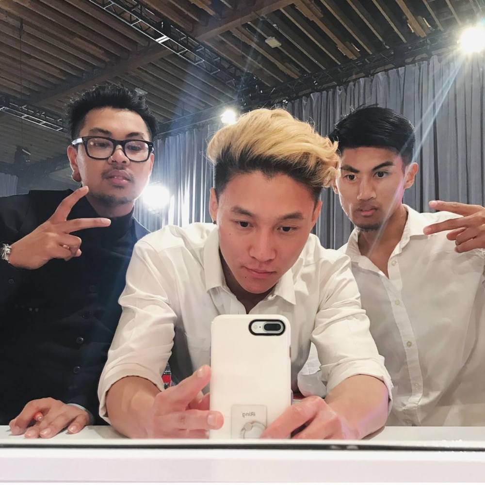 Meet your Posher, Simon